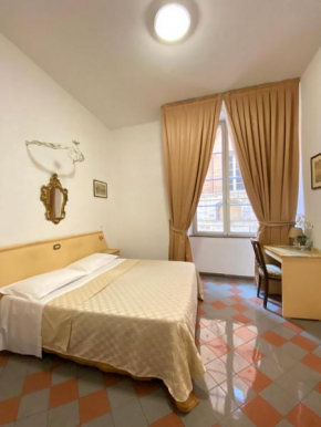 Отель Piccolo Hotel Etruria  Сиена